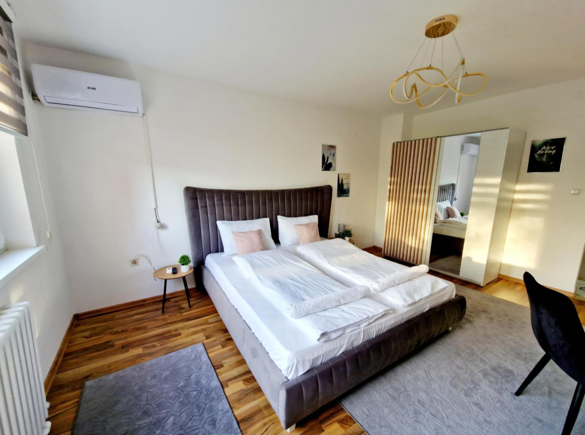 Infinity Apartment & Free Wifi & Free Parking Сараево Екстериор снимка
